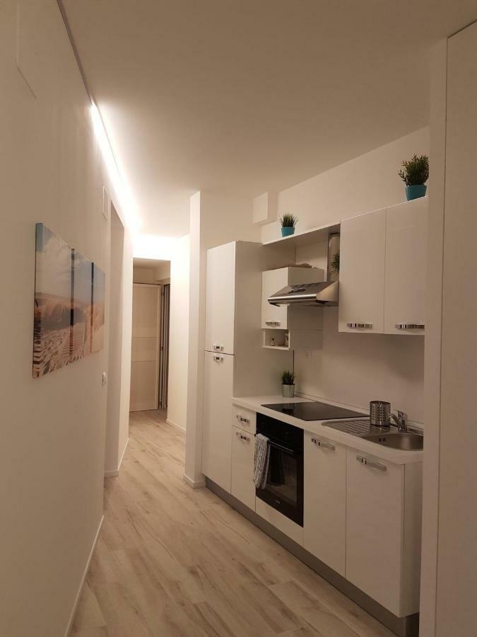 Appartamenti Frontemare Tortoreto Екстериор снимка